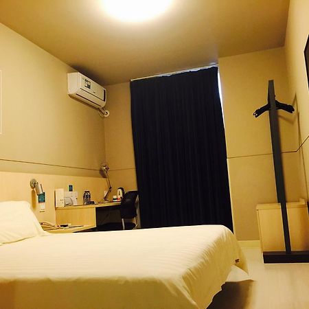 Jinjiang Inn Zhuhai Gongbei Fuhuali Εξωτερικό φωτογραφία