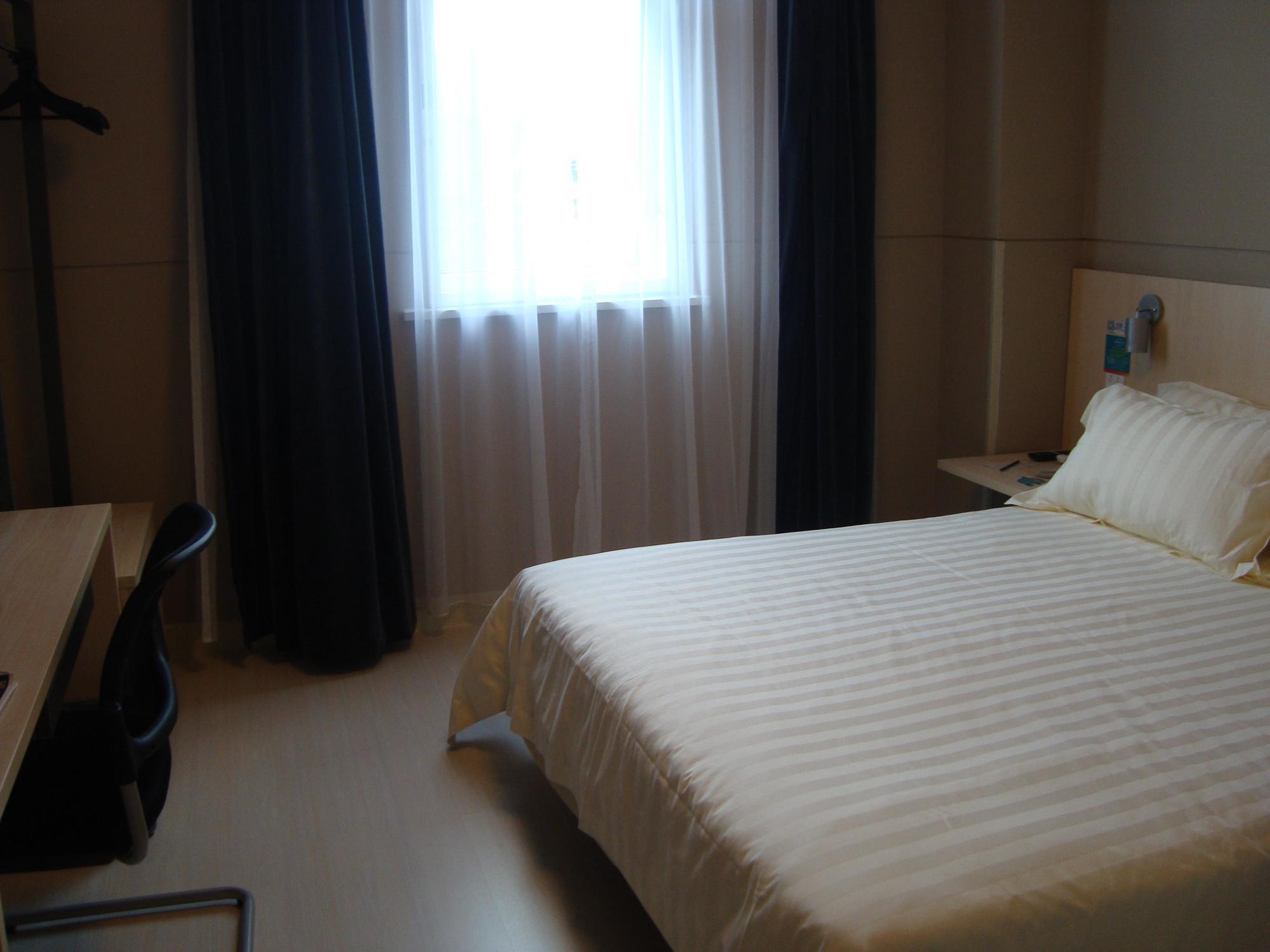 Jinjiang Inn Zhuhai Gongbei Fuhuali Εξωτερικό φωτογραφία