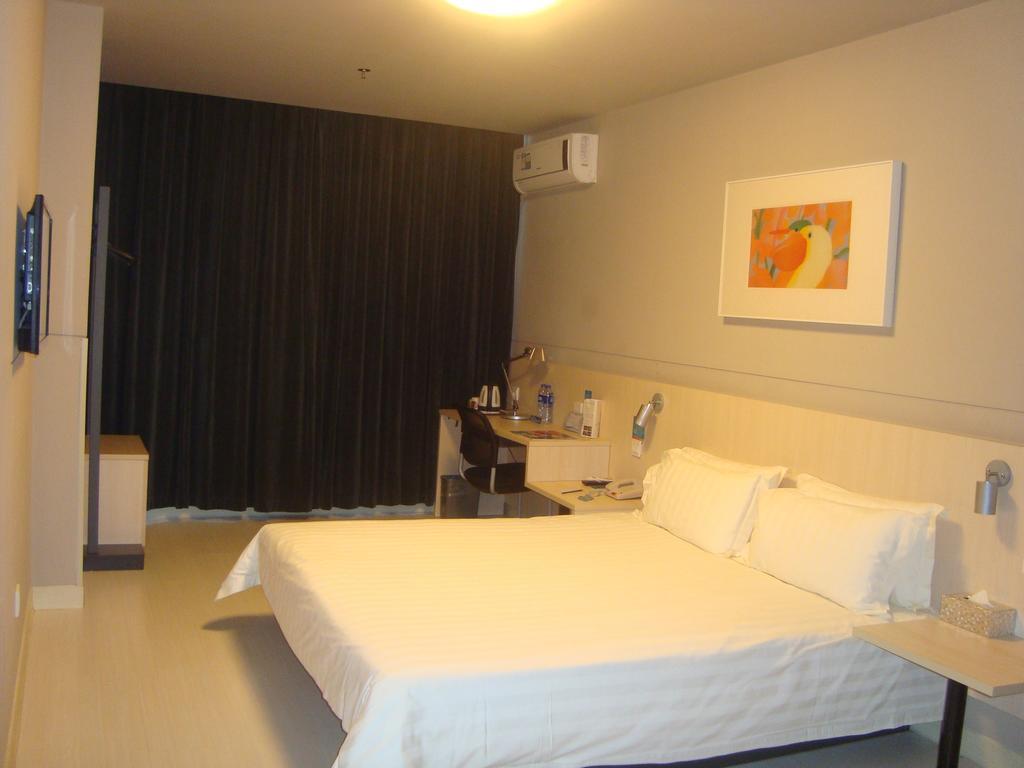 Jinjiang Inn Zhuhai Gongbei Fuhuali Εξωτερικό φωτογραφία